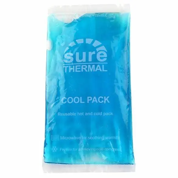 Qualicare Large Cool Pack Reusable 26cm x 13cm photographed against a plain background.
