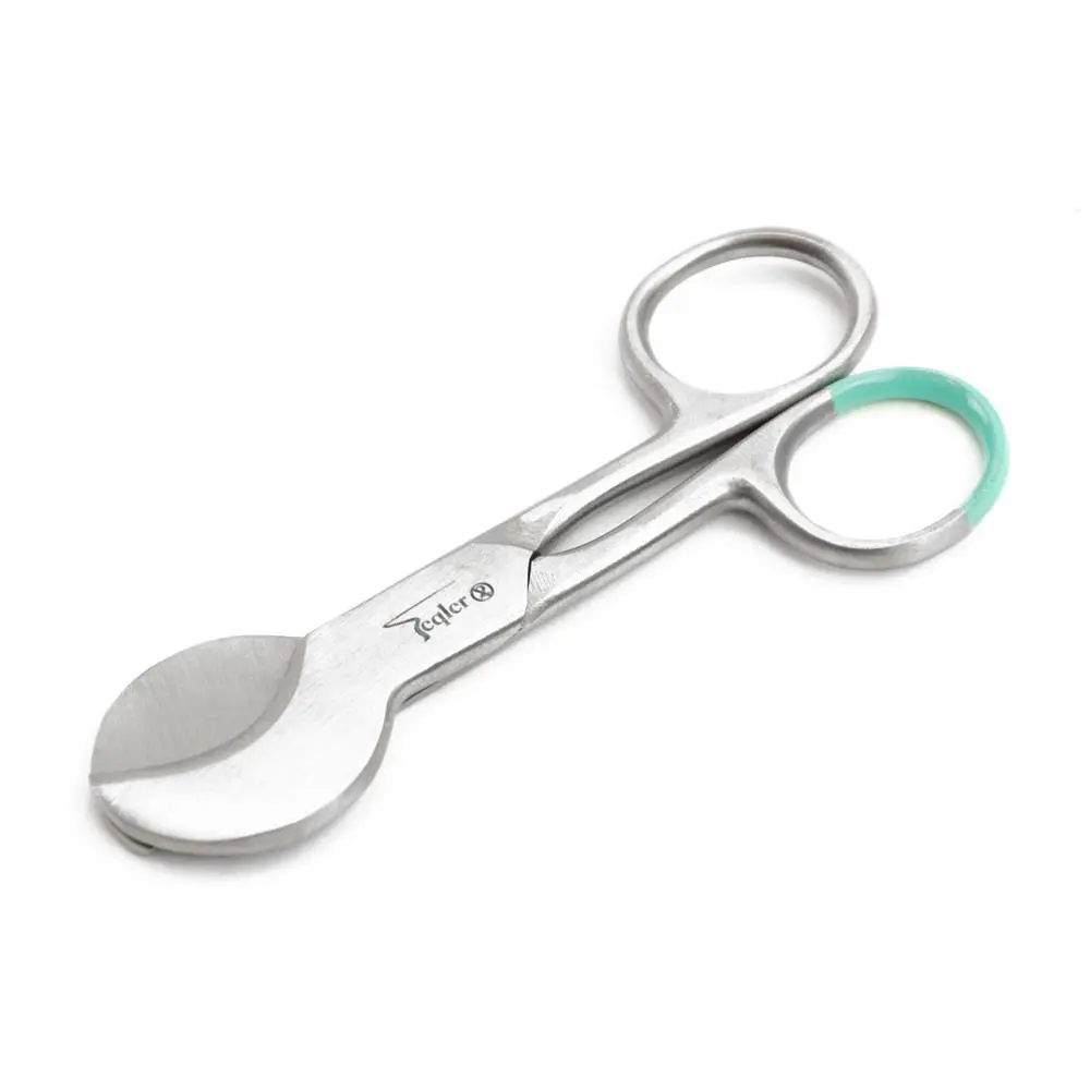 Teqler 10cm Umbilical Cord Scissors photographed against a plain background.